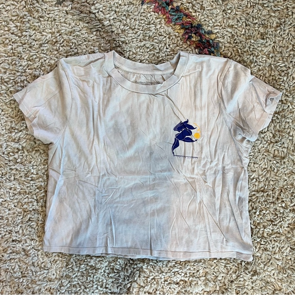 Limited edition, outdoor voices, graphic crop t-shirt
